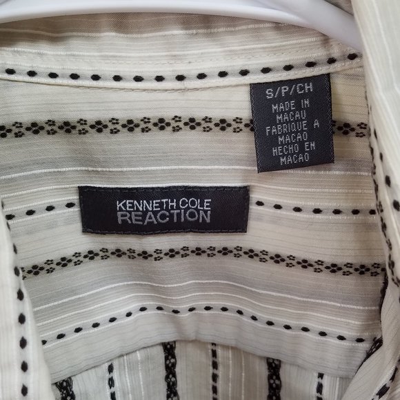 Kenneth Cole Button Down Flannel - Picture 2 of 9